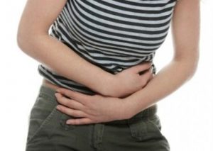 Può la cattiva postura influire sul mal di stomaco?